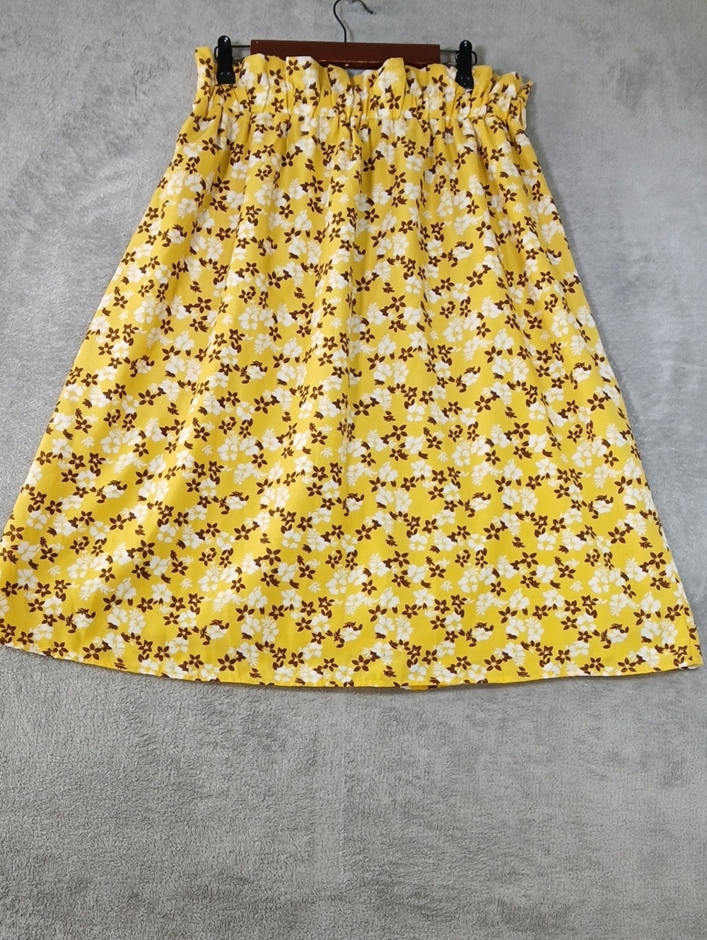 SHEIN Yellow Floral A-Line Skirt with White & Brown Blossoms
